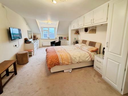 4 bedroom Detached house for sale in Beamhill Road, Anslow, Burton-on-Trent, DE13