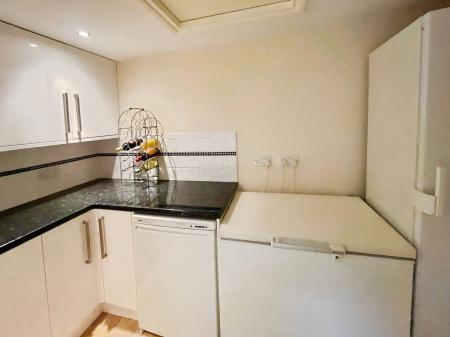 4 bedroom Detached house for sale in Beamhill Road, Anslow, Burton-on-Trent, DE13