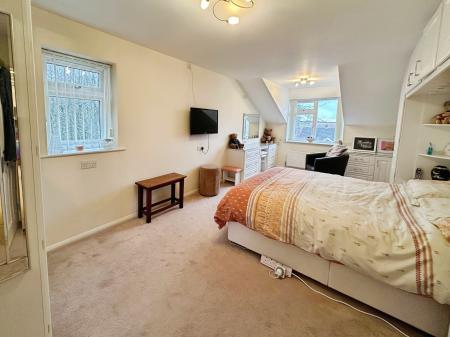 4 bedroom Detached house for sale in Beamhill Road, Anslow, Burton-on-Trent, DE13