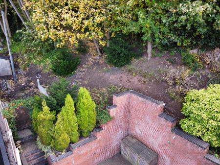 3 bedroom Detached house for sale in Bearwood Hill Road, Winshill, Burton-on-Trent, DE15