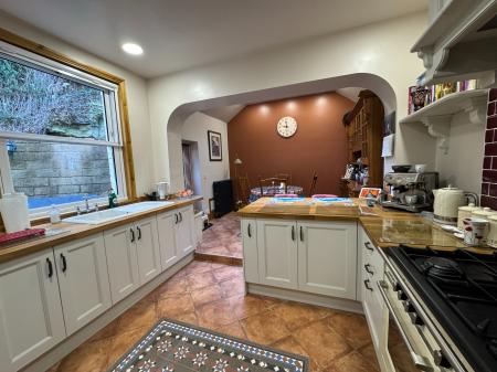 3 bedroom Detached house for sale in Bearwood Hill Road, Winshill, Burton-on-Trent, DE15