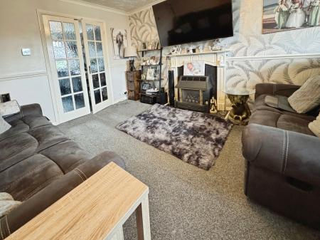 3 bedroom Semi-detached house for sale in Birch Avenue, Newhall, Swadlincote, Derbyshire, DE11