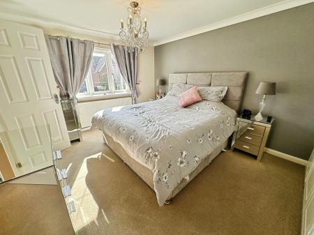 4 bedroom Detached house for sale in Blueberry Way, Woodville, Swadlincote, DE11
