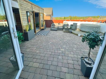 4 bedroom Detached house for sale in Blueberry Way, Woodville, Swadlincote, DE11