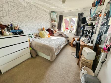 4 bedroom Detached house for sale in Blueberry Way, Woodville, Swadlincote, DE11