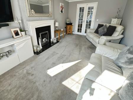 4 bedroom Detached house for sale in Blueberry Way, Woodville, Swadlincote, DE11