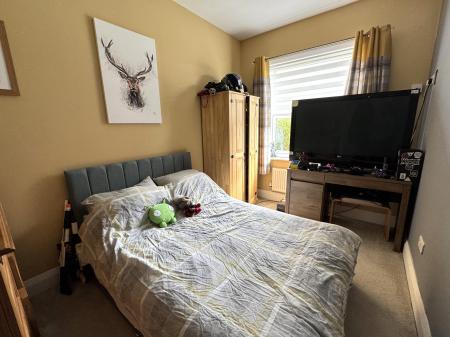 3 bedroom Bungalow for sale in Burton Road, Castle Gresley, Swadlincote, Derbyshire, DE11