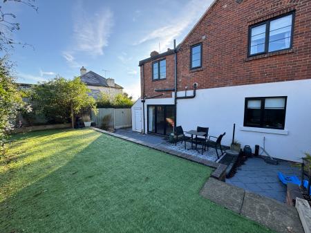 3 bedroom Detached house for sale in Burton Road, Castle Gresley, Swadlincote, Derbyshire, DE11