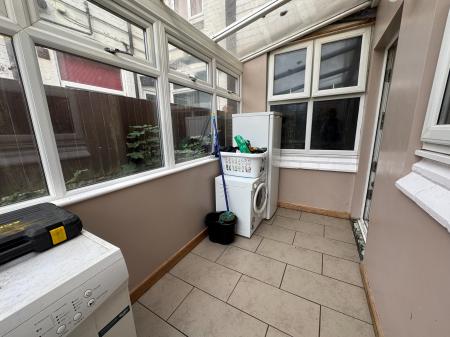 3 bedroom Semi-detached house for sale in Burton Road, Woodville, Swadlincote, DE11