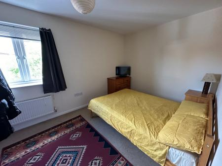 2 bedroom Maisonette for sale in Caroline Court, Burton-on-Trent, DE14