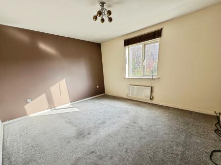 3 bedroom Town house for sale in Caroline Court, Burton-on-Trent, DE14