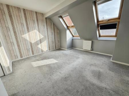 3 bedroom Town house for sale in Caroline Court, Burton-on-Trent, DE14