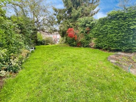 2 bedroom Detached bungalow for sale in Chatsworth Drive, Tutbury, Burton-on-Trent, DE13