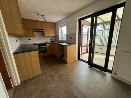 3 bedroom Semi-detached house for sale in Cottesmore Close, Brizlincote Valley, Burton-on-Trent, DE15