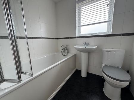 3 bedroom Semi-detached house for sale in Cottesmore Close, Brizlincote Valley, Burton-on-Trent, DE15