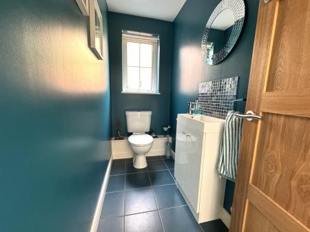 4 bedroom Detached house for sale in Derwent Road, Brizlincote Valley, Burton-on-Trent, DE15