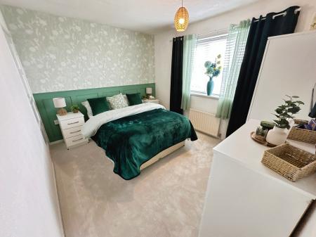 3 bedroom Terraced House for sale in Edmonton Place, Winshill, Burton-on-Trent, DE15