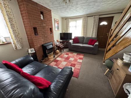 2 bedroom End of terrace house for sale in Fairfield Crescent, Swadlincote, DE11