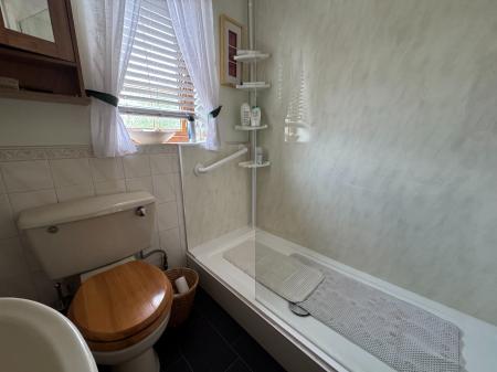 2 bedroom End of terrace house for sale in Fairfield Crescent, Swadlincote, DE11