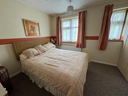 2 bedroom End of terrace house for sale in Fairfield Crescent, Swadlincote, DE11