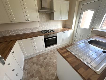 3 bedroom Semi-detached house for sale in Glamis Close, Stretton, Burton-on-Trent, DE13