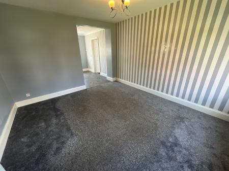 3 bedroom Semi-detached house for sale in Glamis Close, Stretton, Burton-on-Trent, DE13