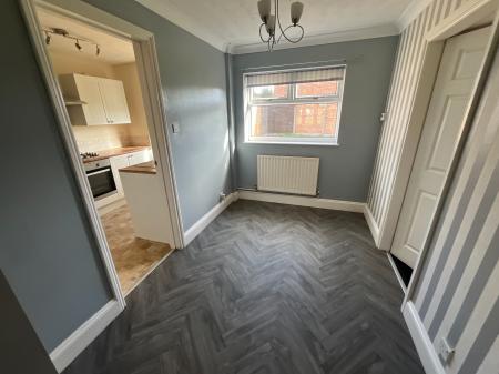3 bedroom Semi-detached house for sale in Glamis Close, Stretton, Burton-on-Trent, DE13