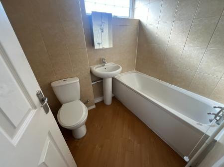 3 bedroom Semi-detached house for sale in Glamis Close, Stretton, Burton-on-Trent, DE13