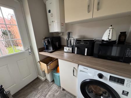 3 bedroom Detached house for sale in Glamorgan Way, Swadlincote, DE11