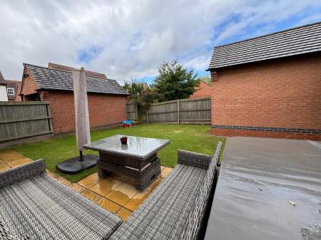 3 bedroom Detached house for sale in Glamorgan Way, Swadlincote, DE11