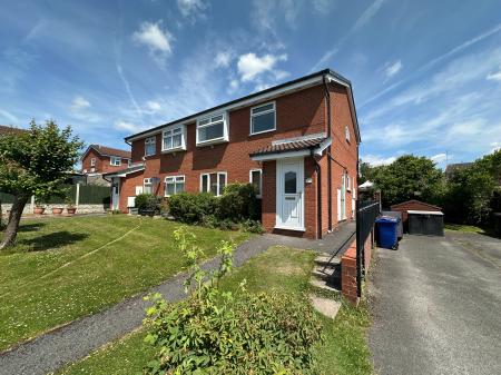 Harlech Way, Stretton, Burton-on-Trent, DE13