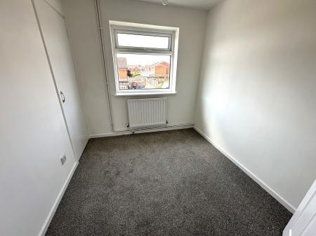 2 bedroom Flat for sale in Harlech Way, Stretton, Burton-on-Trent, DE13