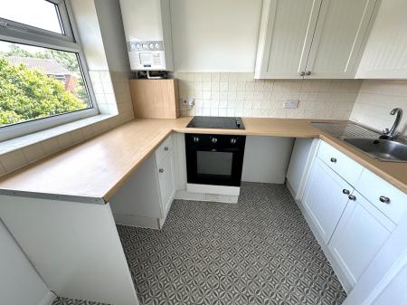 2 bedroom Flat for sale in Harlech Way, Stretton, Burton-on-Trent, DE13
