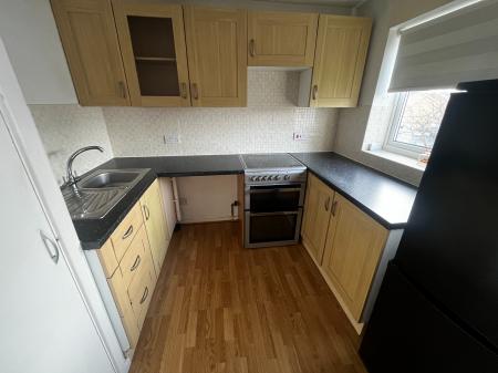 2 bedroom Maisonette for sale in Harlech Way, Burton-on-Trent, DE13