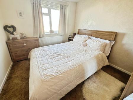 3 bedroom Detached house for sale in Hawthorn Crescent, Stapenhill, Burton-on-Trent, DE15