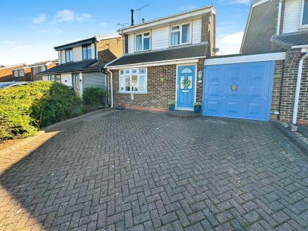Hawthorn Crescent, Stapenhill, Burton-on-Trent, DE15