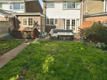 3 bedroom Detached house for sale in Hawthorn Crescent, Stapenhill, Burton-on-Trent, DE15