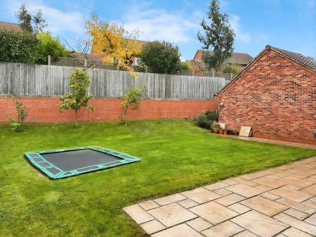 4 bedroom Detached house for sale in Holloway, Repton, Derby, DE65