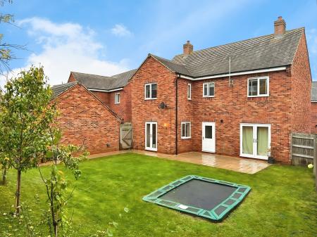4 bedroom Detached house for sale in Holloway, Repton, Derby, DE65