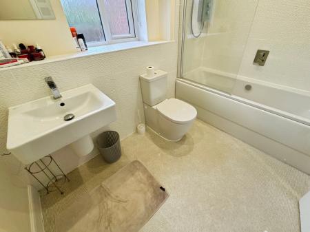 4 bedroom Detached house for sale in Holloway, Repton, Derby, DE65