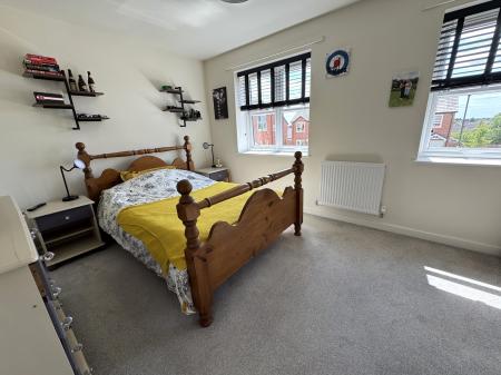 3 bedroom Semi-detached house for sale in Horse Chestnut Close, Newhall, Swadlincote, Derbyshire, DE11