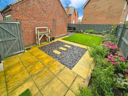 2 bedroom Semi-detached house for sale in James Clarke Road, Willington, DE65
