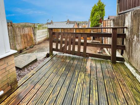 3 bedroom Semi-detached house for sale in Kestrel Way, Winshill, Burton-on-Trent, DE15