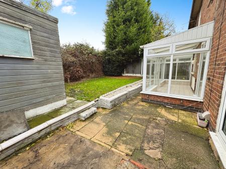 2 bedroom Semi-detached house for sale in Lincoln Way, Midway, Swadlincote, DE11