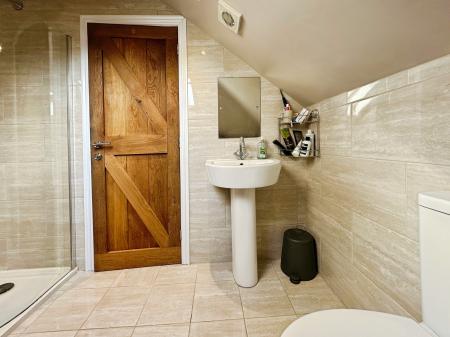 3 bedroom Detached house for sale in Lyndham Avenue, Stapenhill, Burton-on-Trent, DE15