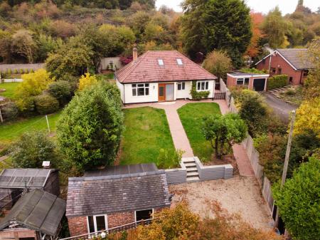 Lyndham Avenue, Stapenhill, Burton-on-Trent, DE15