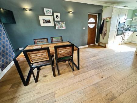 3 bedroom Detached house for sale in Lyndham Avenue, Stapenhill, Burton-on-Trent, DE15