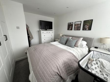 4 bedroom Semi-detached house for sale in Main Street, Newhall, Swadlincote, Derbyshire, DE11