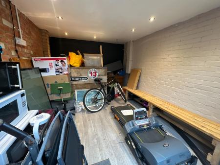 3 bedroom Semi-detached house for sale in Malvern Avenue, Stapenhill, Burton-on-Trent, DE15