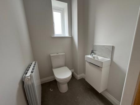 4 bedroom Detached house for sale in Manor Croft, Branston, Burton-on-Trent, DE14